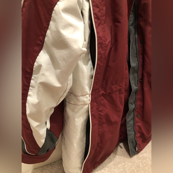 Columbia Ski Jacket, Size L - Picture 3 of 8